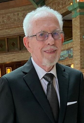 Robert "Bob" Dowling